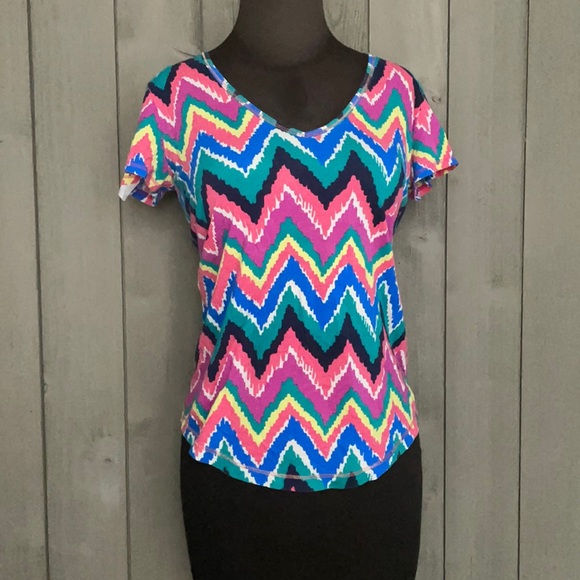 Lilly Pulitzer Chevron Stripe Cynthia Tee - Picture 1 of 4